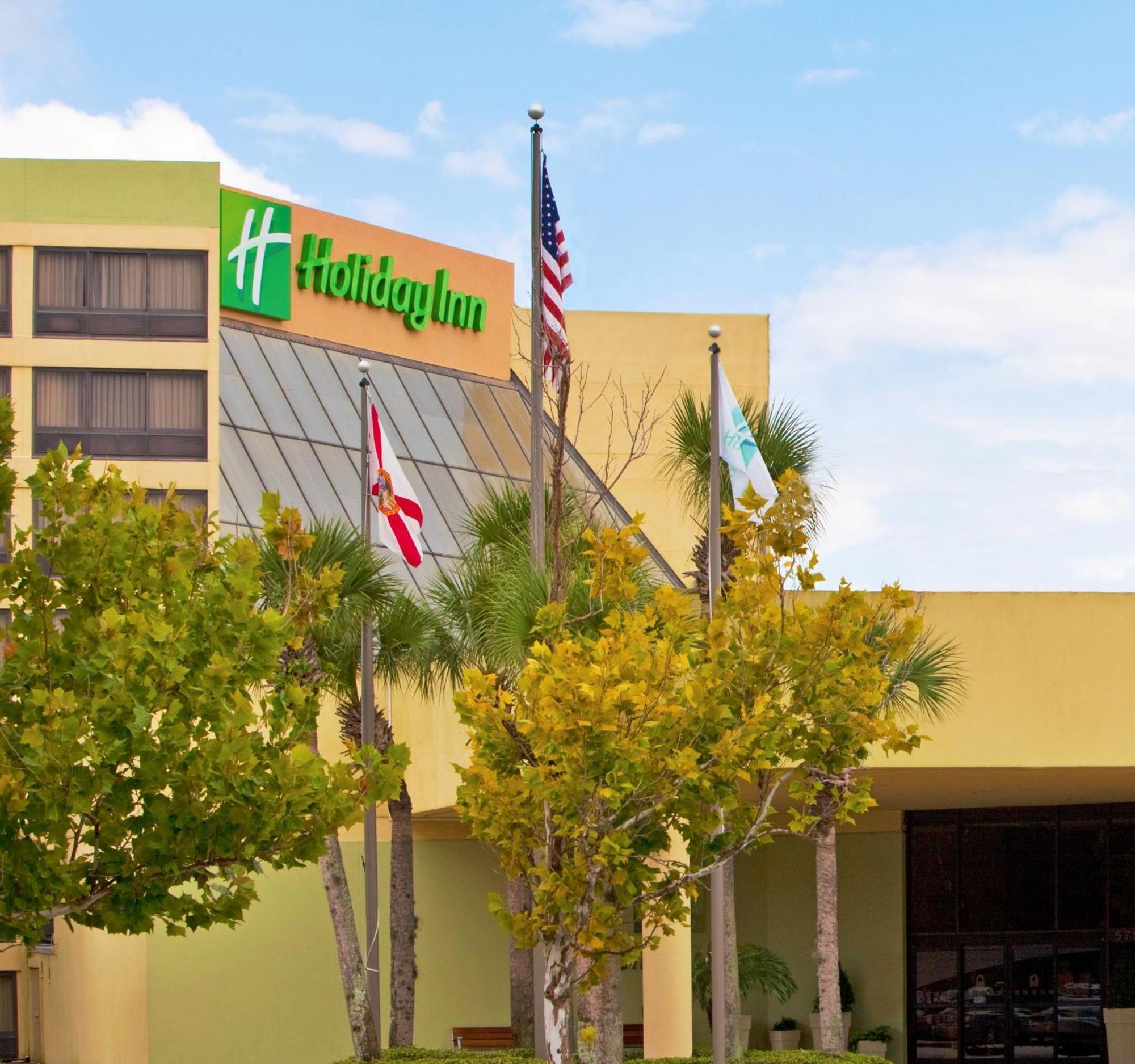 International Airport By Ihg Hotel 3*